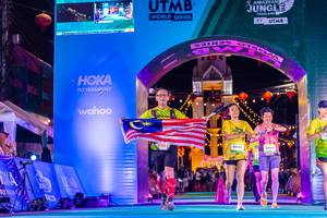 BIB: 3100, 50631
                            <button type="button" onclick="openModal(21811880)" class="btn btn-primary btn-sm float-right btn-popup" data-toggle="modal" data-target=".modal-high-quality">
                        <i class="fas fa-shopping-cart"></i> Add to Cart
                    </button>
                                            <button type="button" onclick="isThisMe(21811880, true)" class="btn btn-success btn-sm float-right btn-popup btn-isme hidden" data-toggle="tooltip" data-placement="bottom" title="นี่คือรูปของคุณใช่ไหม คลิกที่นี่เพื่อเอาเข้าอัลบั้ม">
                        <i class="fas fa-plus"></i> Add to album
                    </button>
                    <button type="button" onclick="isThisMe(21811880, false)" class="btn btn-warning btn-sm float-right btn-popup btn-isnotme hidden">
                        <i class="fas fa-ban"></i> Remove from album
                    </button>